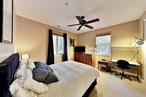 Pinnacle Pines Townhome