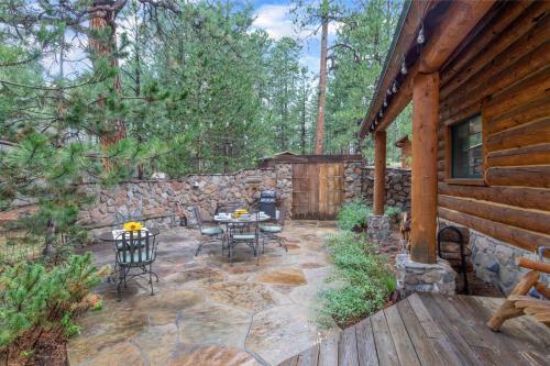 Point Of Pines Flagstaff Cabin