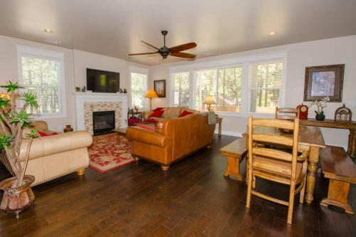 Holland Retreat - Flagstaff