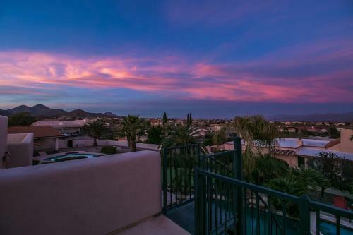 Luxury Contemporary Sanctuary W Pool And Views