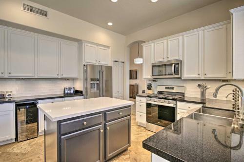 Central And Chic Mesa Home With Community Perks!