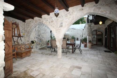 Afames House - Beautiful Traditional House