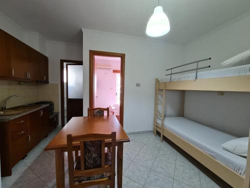 Hotel Gjordeni Apartment's