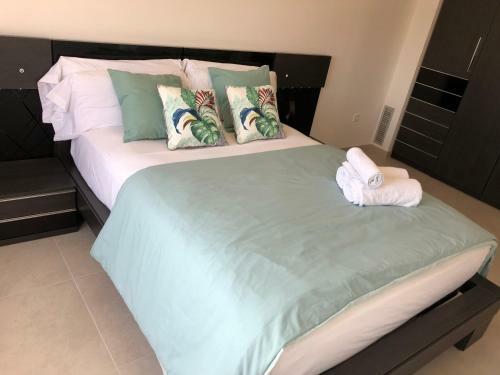 Salou Villa Private Pool & Jacuzzi