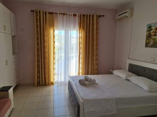 Summer Time Hotel