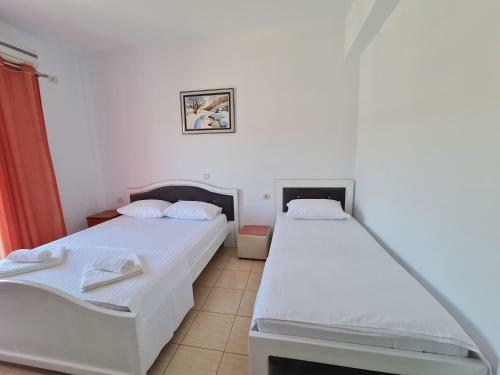 Summer Time Hotel