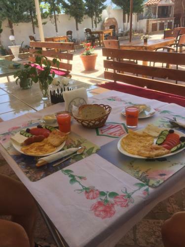 Hostal Kristian's Guesthouse