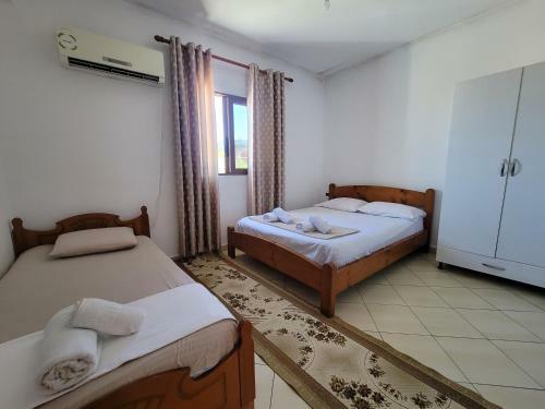 Hostal Guesthouse Veliaj