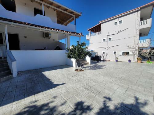 Hostal Guesthouse Veliaj