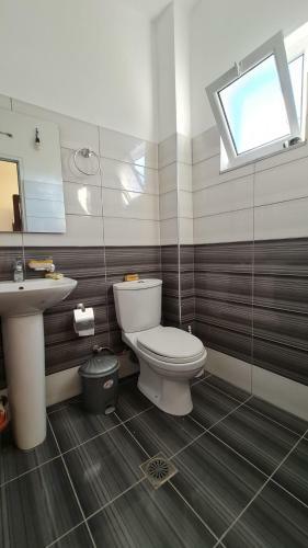Hostal Guesthouse Veliaj