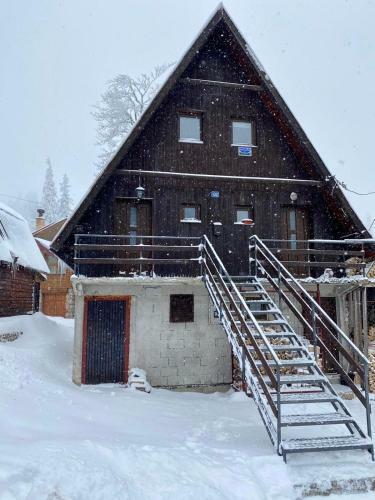 Vikendica Nona