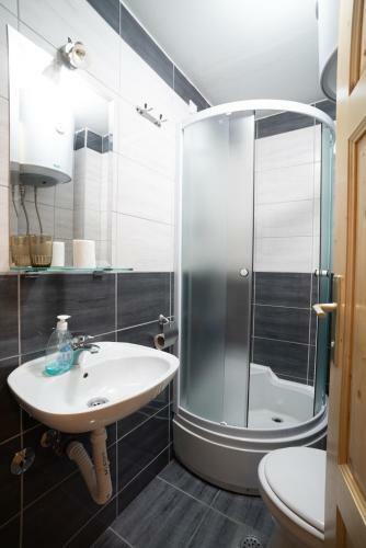 Apartments And Rooms Planinska Idila