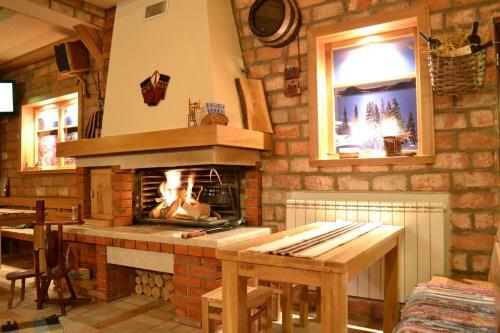 Apartments And Rooms Planinska Idila