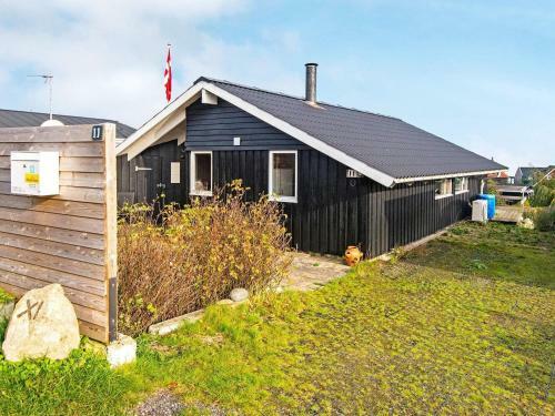 Holiday Home B�rkop Lii