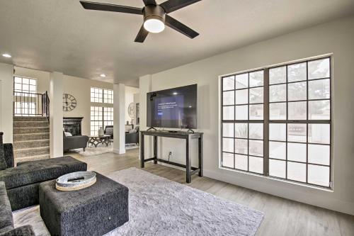 Home With Fire Pit, 12 Mi To Downtown Phoenix