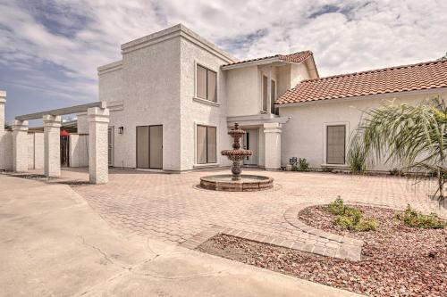 Home With Fire Pit, 12 Mi To Downtown Phoenix