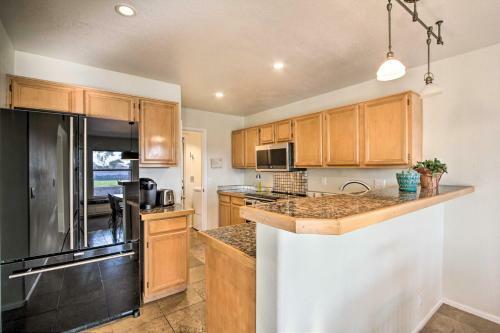 Glendale Getaway With Private Pool And Golf Views