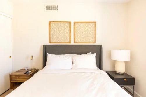 Walking Distance To Cardinals Stadium & Westgate