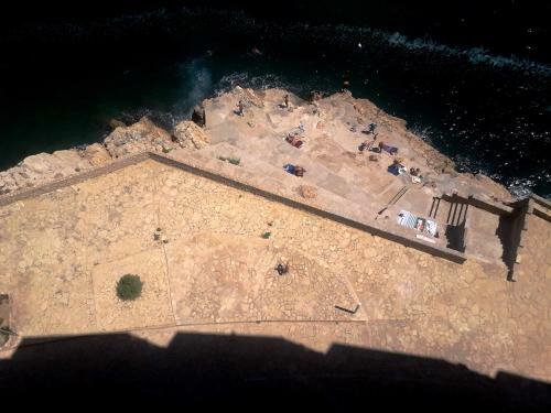 Apartment With Direct Access To The Sea