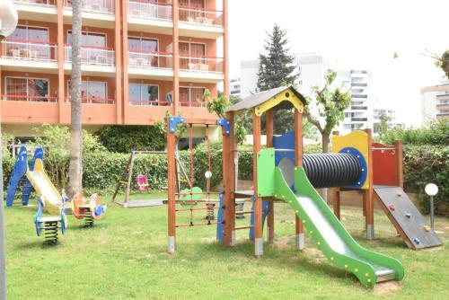 Apartamentos Alexandra