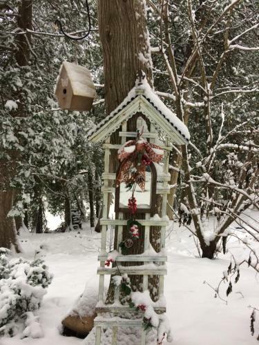 Romantic Riverside Suite In Elora