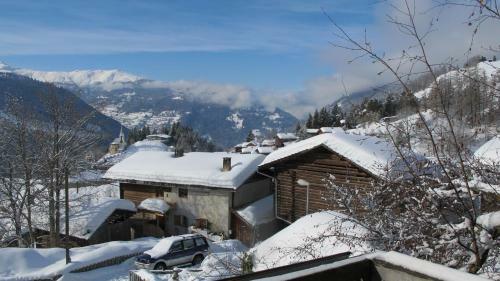 Apartamento Ferienwohnung Graub�nden/ Castiel