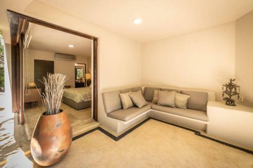 Casa Bella Private Beach Villa