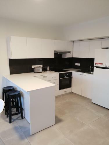 Egkomi Luxury Spacious Apartment
