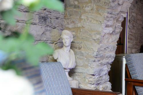 Hostal Lazaros Stonehouse