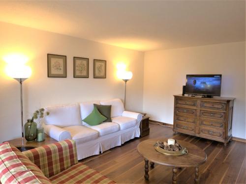 Apartment Chesa Funtanella