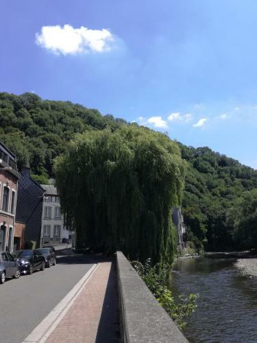 Hostal La Bulle D'or�e