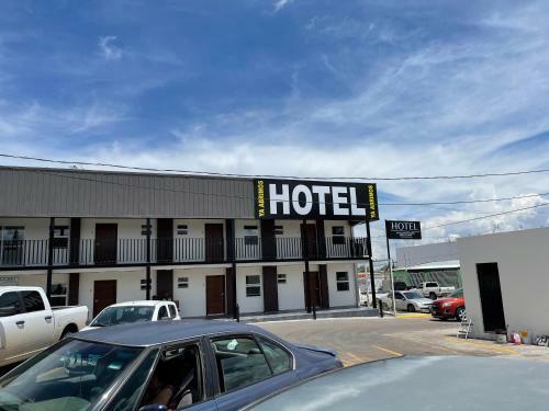 Hotel Plaza Oscarcel