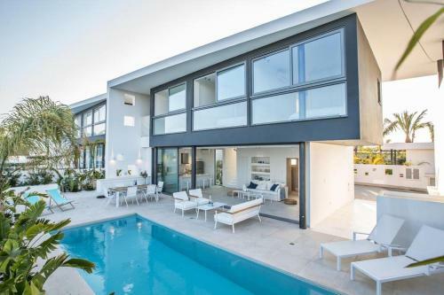 The White H Villa, Protaras, Fresh And Peaceful