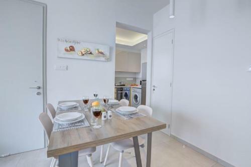 Mythical Sands Ground Floor Apartment For 6 Persons