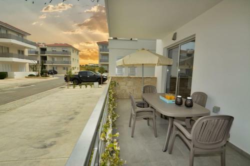Mythical Sands Ground Floor Apartment For 6 Persons