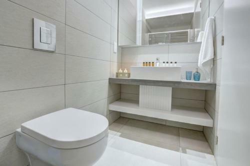 Mythical Sands Ground Floor Apartment For 6 Persons