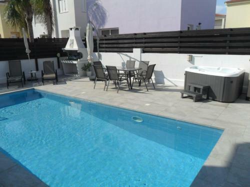 Villa 91 Ayia Triada Beach Gardens