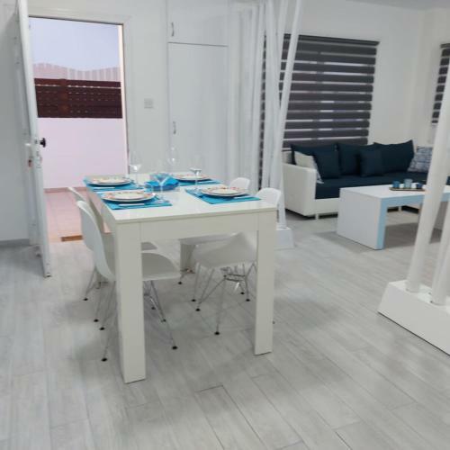 Horizon Stylish Villa In Protaras Complex