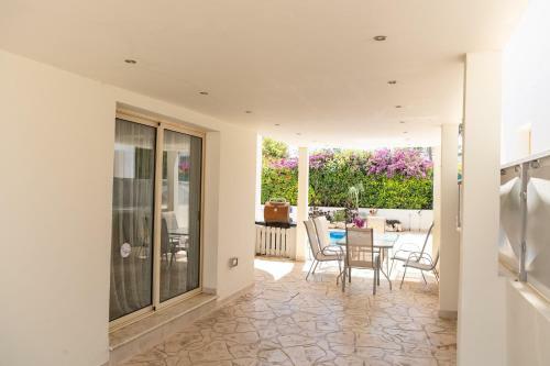 Palm Villa Ekaterina 4 Bdrm