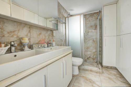 Sunnyvillascyprus: Modern 3br Villa /w Pool