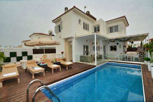 Sunnyvillascyprus: Modern 3br Villa /w Pool