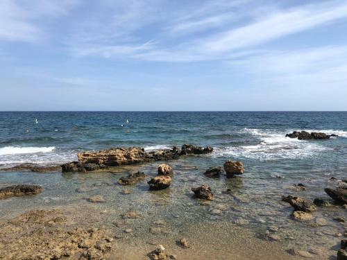 Phaedrus Living: Seaside Luxury Villa Anafi