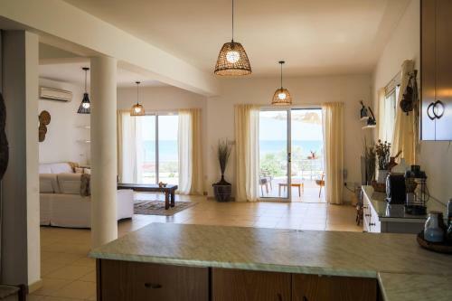 Phaedrus Living: Seaside Luxury Villa Anafi