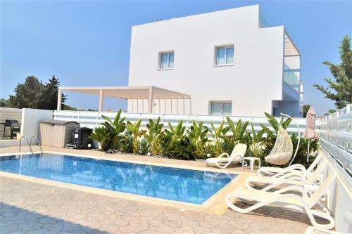 Villa Kolibri- Mythical Sands