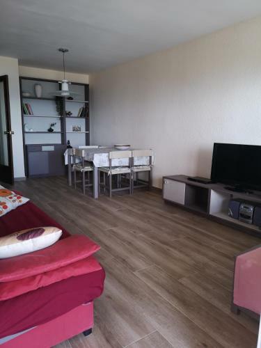 Apartamento Primera L�nea Con Terraza En Salou