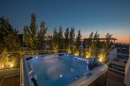 Luxurious And Extravagant 5 Stars Villa