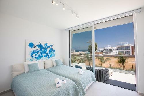 Luxurious And Extravagant 5 Stars Villa