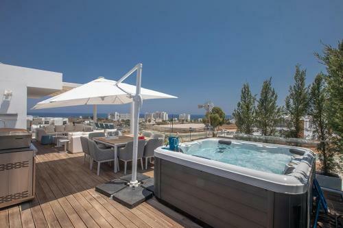 Luxurious And Extravagant 5 Stars Villa
