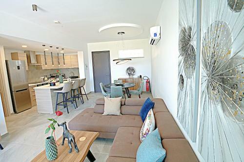 Golden Tree Apartment
