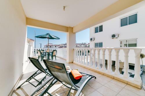 Apartment Theano